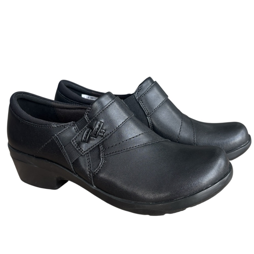 Clarks NWT Angie Pearl Women's Black Leather Slip-On Shoes 7.5